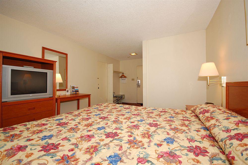Motel Long 2*