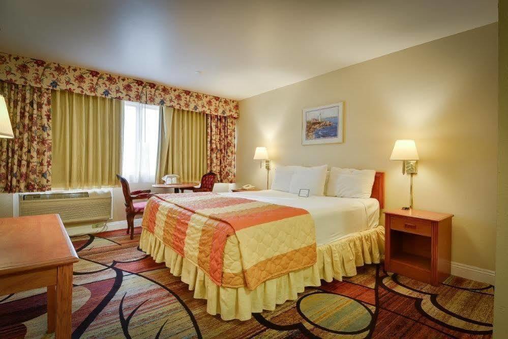 Long Motel 2*